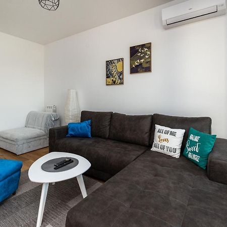 New Garden Condo Βελιγράδι Εξωτερικό φωτογραφία