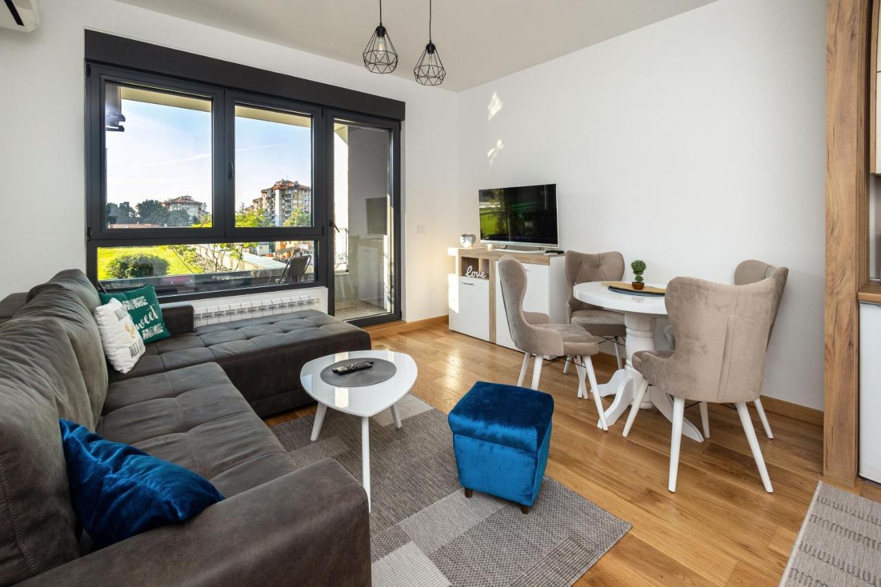 New Garden Condo Βελιγράδι Εξωτερικό φωτογραφία