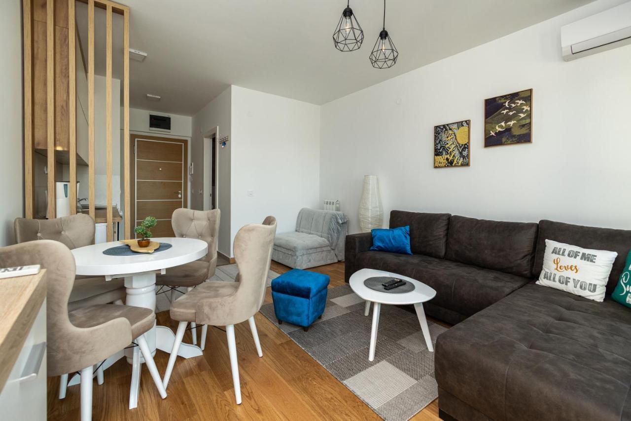 New Garden Condo Βελιγράδι Εξωτερικό φωτογραφία